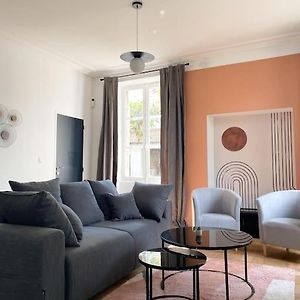 Appartement à 3 Chambres à Coucher