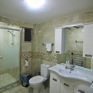 Suite à 2 Chambres à Coucher Lit King-Size