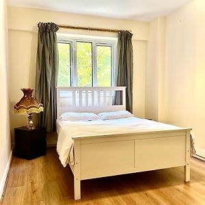 Appartement à 3 Chambres à Coucher