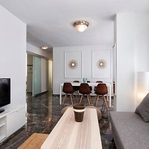 Appartement à 3 Chambres à Coucher