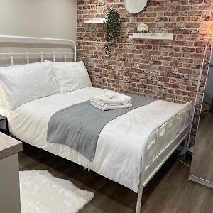 The Manchester Signature Studio