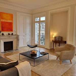 Appartement à 3 Chambres à Coucher