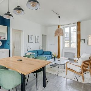 Appartement à 2 Chambres à Coucher
