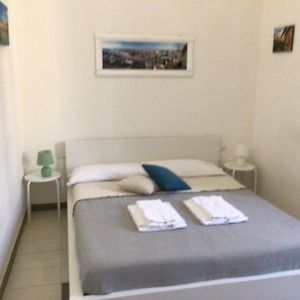 A Due Passi Da Giulietta-Casa Montecchi