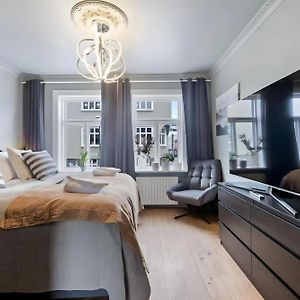 Appartement à 2 Chambres à Coucher