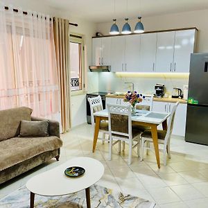 Albis Apartment 1