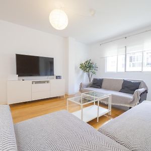 Appartement à 3 Chambres à Coucher
