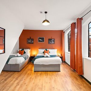 Spacious Birmingham City Apartment