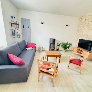 Appartement à 2 Chambres à Coucher