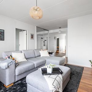 Appartement à 3 Chambres à Coucher