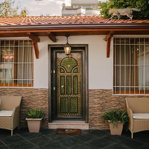 Villa à 3 Chambres à Coucher