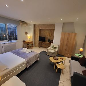 Central Kolonaki Living