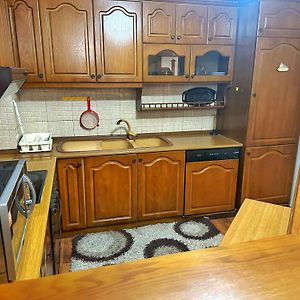 Ervin Apartment - 5 Min To Skenderbeg Square