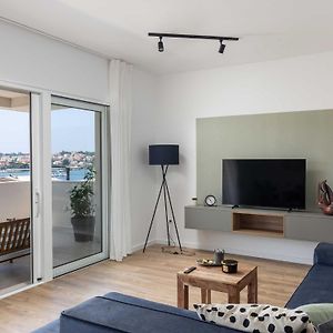 Appartement à 3 Chambres à Coucher