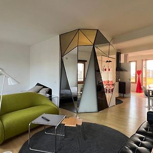 Appartement à 2 Chambres à Coucher