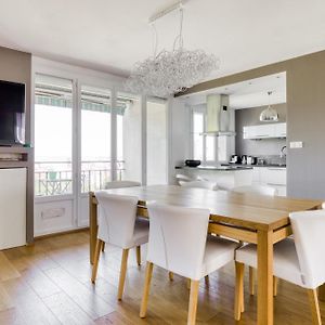 Appartement à 3 Chambres à Coucher