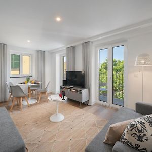 Appartement à 2 Chambres à Coucher au Premier Étage