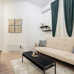 Appartement de Luxe à 1 Chambre à Coucher