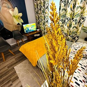 Appartement à 2 Chambres à Coucher