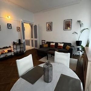 Le St Pierre Face Au Chateau Appart In Nantes
