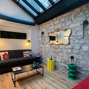 Relais Cocorico Artist Studio Glass Roof With Ac