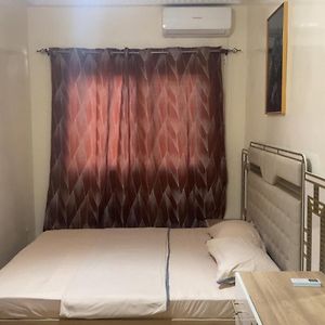 Appartement à 3 Chambres à Coucher