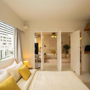 Appartement de Luxe à 2 Chambres à Coucher