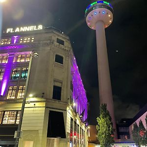 Radio City Apartments