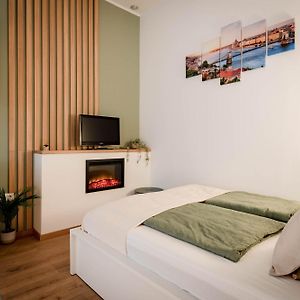Cozy Vibes K106 By B&Z