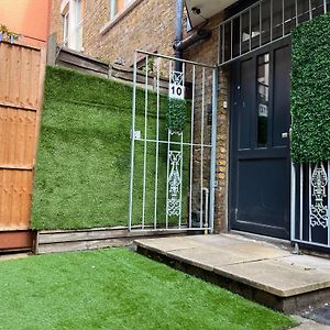 White Glasshouse Yard 1Fl