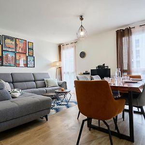 Appartement à 3 Chambres à Coucher