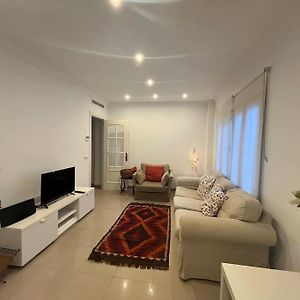 Appartement à 3 Chambres à Coucher