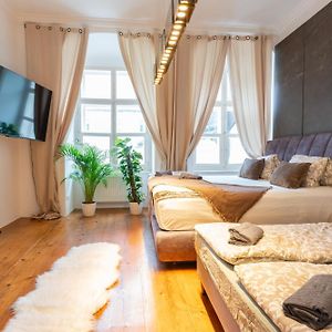 Appartement à 2 Chambres à Coucher