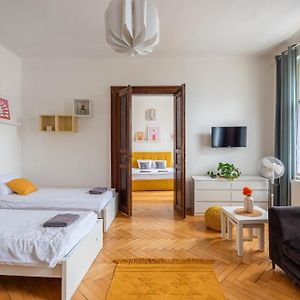 Residence Tesnov Apartment