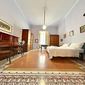 Chambre Lit Queen-Size
