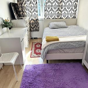 Excellent Double Rooms In Cheap Rate Around Central London