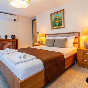 Costa Karakoy Hotel