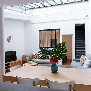 Appartement à 3 Chambres à Coucher