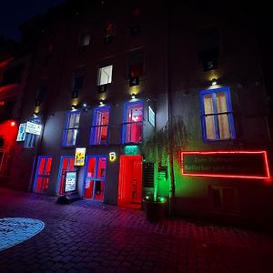 Femina - Direkt Im Rotlichtviertel