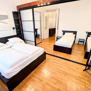 Appartement à 2 Chambres à Coucher