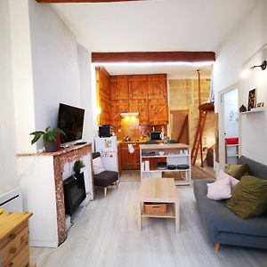 Appartement à 2 Chambres à Coucher