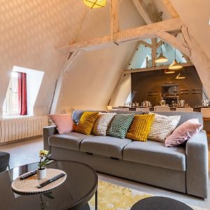 Appartement à 2 Chambres à Coucher