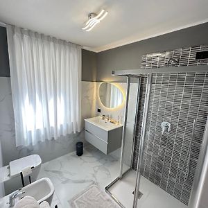 Private Bathroom King Room