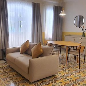 Capital Central Suites No1 - Zekka