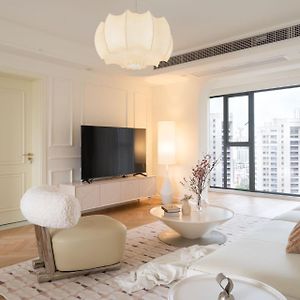 Appartement à 3 Chambres à Coucher