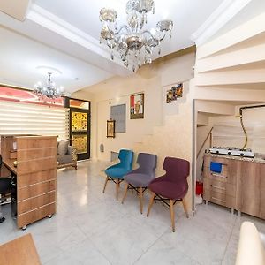 Grand Romanos Hotel