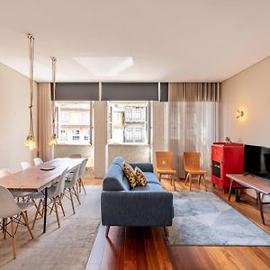 Viva Aliados Spacious & Bright Flat