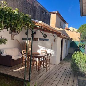 Villa à 2 Chambres à Coucher