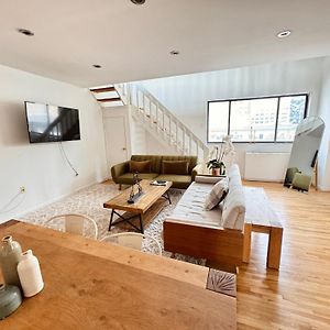 Appartement à 3 Chambres à Coucher