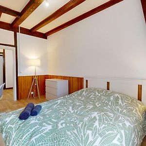 Appartement à 3 Chambres à Coucher